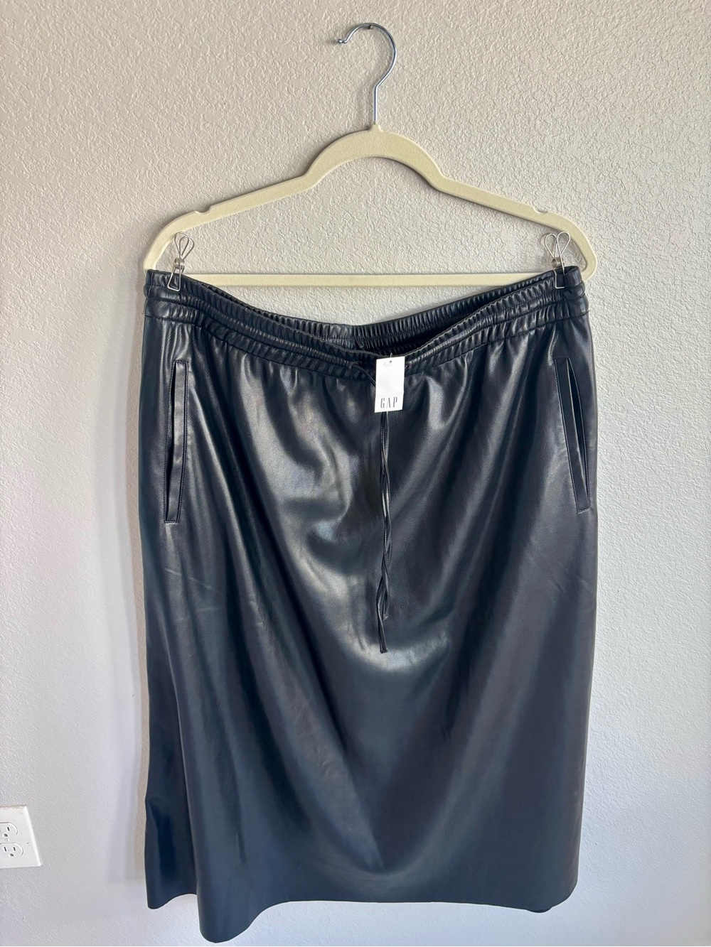 GAP Black Faux-Leather Drawstring Midi Skirt w/ Pockets